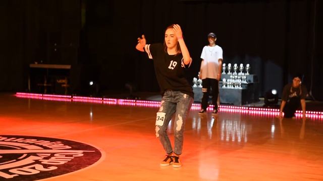 Roberta Damasiute | HipHop Solo Female Adults | LT Cup'16 смотреть онлайн