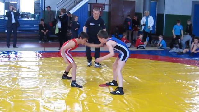 Вільна боротьба м.Токмак - клуб вільної боротьби "Чемпіон" https://ok.ru/klubborbyc смотреть онлайн
