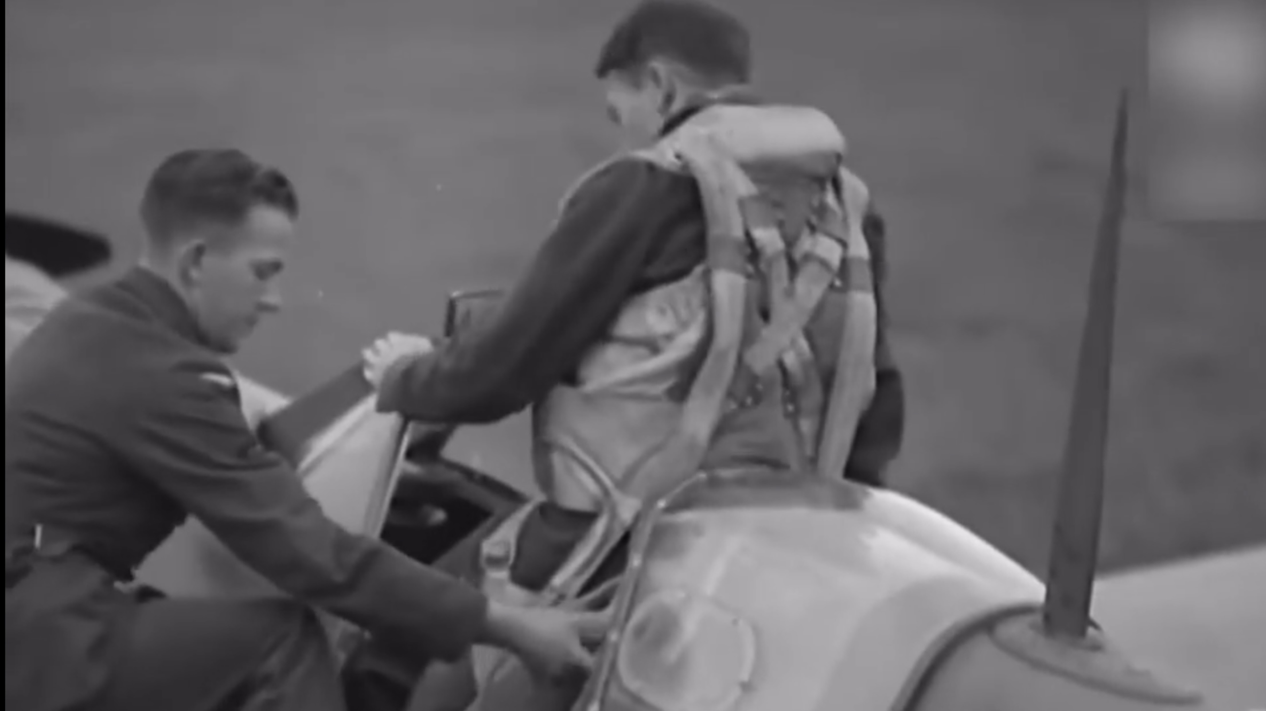 New Zealand fighter pilots in the RAF смотреть онлайн