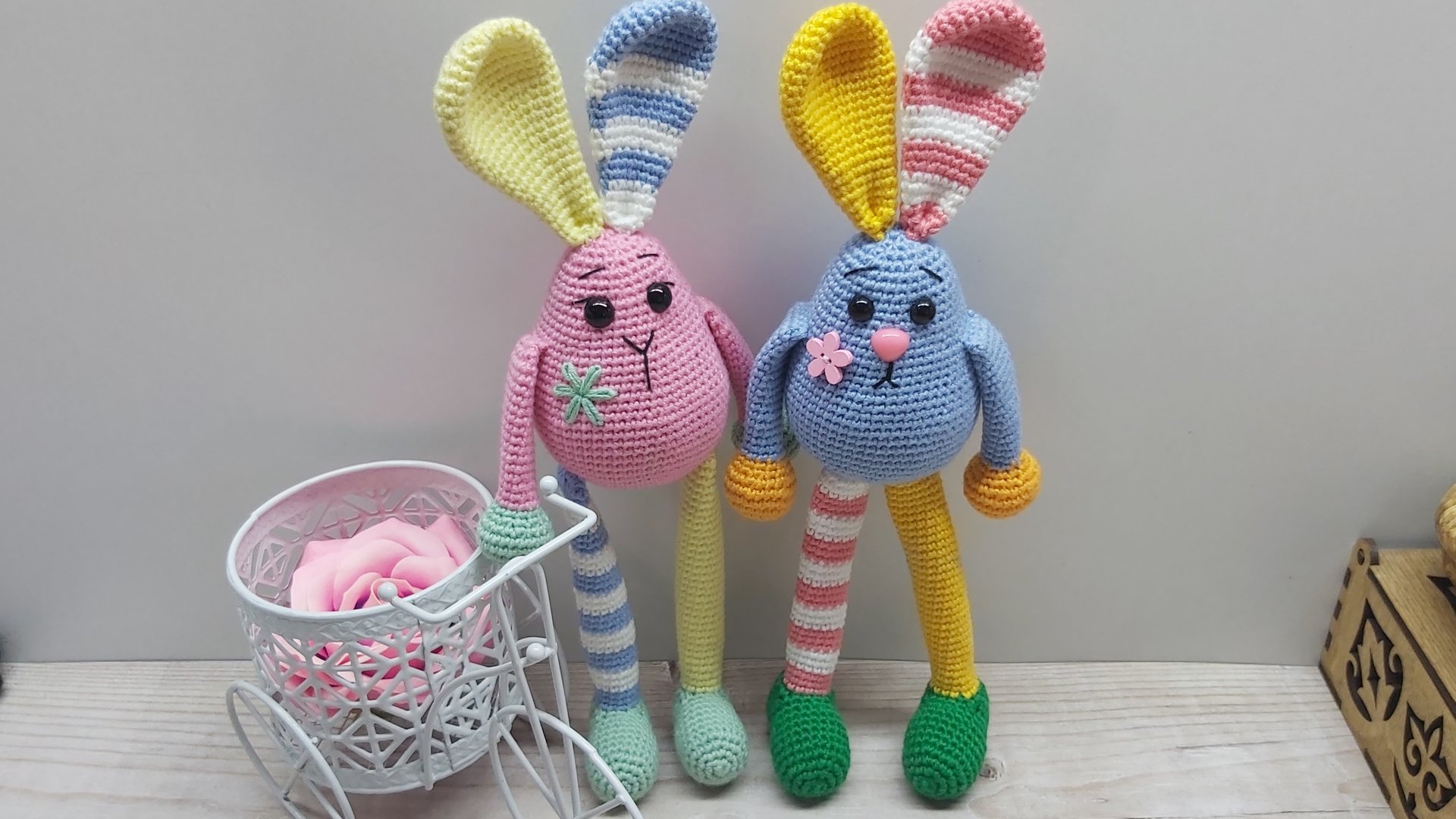 Заяц Туц крючком// МК диктант заяц крючком// Мастер-класс заяц крючком// Мастер-класс// Заяц крючком смотреть онлайн