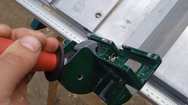 Обзор Циркулярки Bosch PTS 10/ Робочий апарат смотреть онлайн