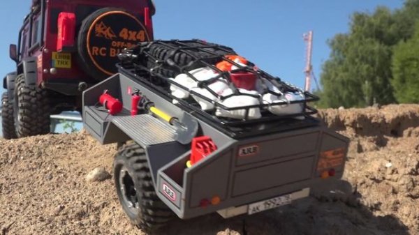 Даже прицепы не мешают им ехать где угодно.