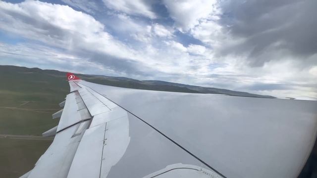 Airbus A330-300 Take-off Roll from Chinggis Khaan International Airport, Ulaanbaatar. смотреть онлайн