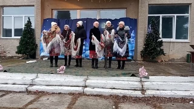 "Новий рік прийшов на Україну" у виконанні Вокального жіночого Ансамблю "Галичанка" смотреть онлайн