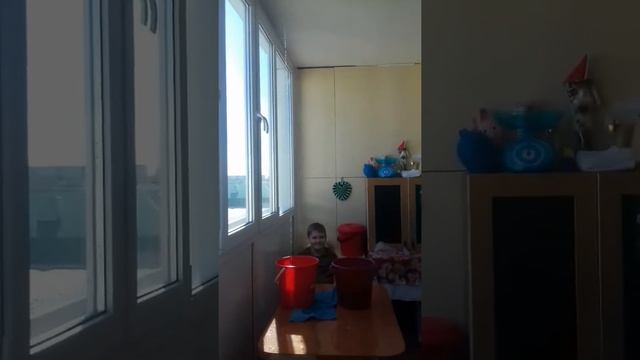 Карниз вешать дыру сверлили. смотреть онлайн