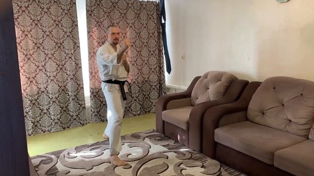 Кумите 1 Отработка атак кедзамигяку и ой цуки