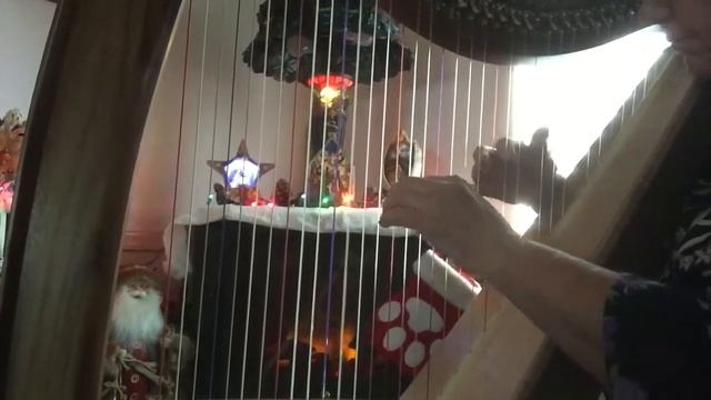 Away in a manger & Noel on harp. смотреть онлайн