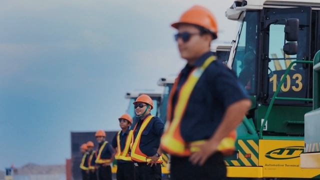 Terminal Teluk Lamong смотреть онлайн
