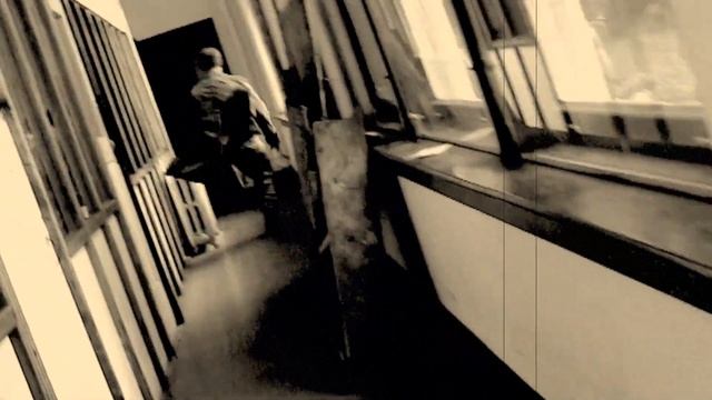 Wear your Mask (There's a Riot in My Pants) смотреть онлайн