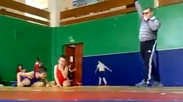 Вольная борьба 6 летний ребёнок кинул от души прогибом смотреть онлайн