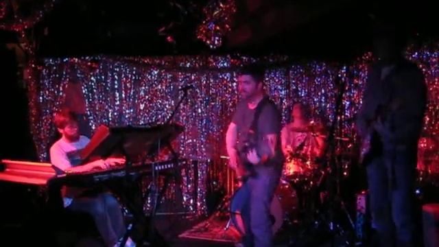 M. Bison as Sunset Tavern, Seattle, WA смотреть онлайн