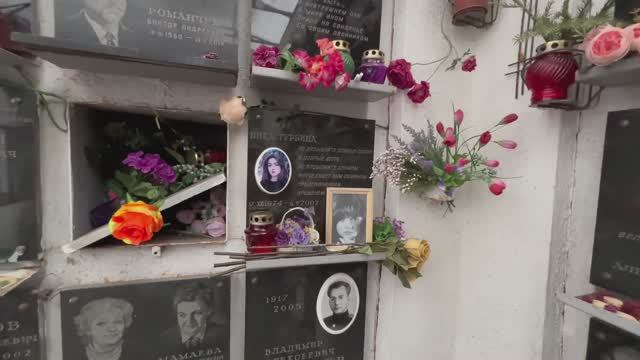 ТРАГИЧЕСКАЯ СУДЬБА ДЕВОЧКИ - ВУНДЕРКИНДА . МОГИЛА НИКИ ТУРБИНОЙ | ВАГАНЬКОВСКОЕ КЛАДБИЩЕ 01.2025 г. смотреть онлайн