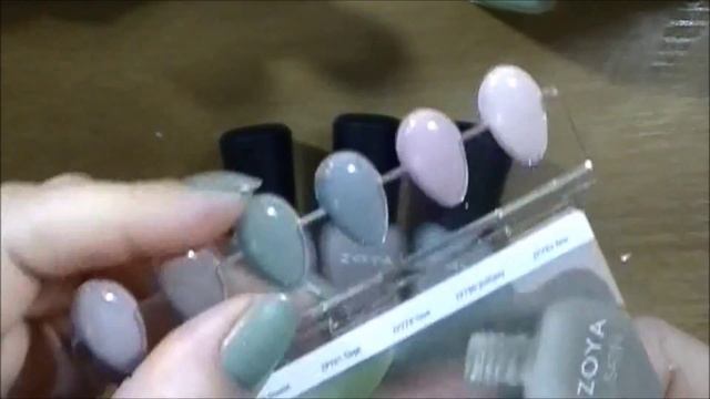 Zoya Haul! Satins and more Swatched смотреть онлайн