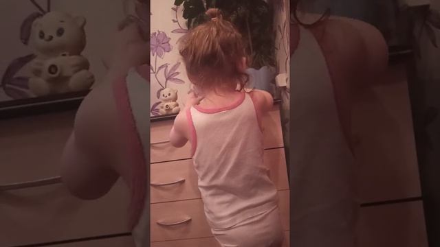 любимая доча играет со зверями смотреть онлайн