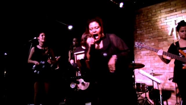 Butterfly - Bad Romance (live) смотреть онлайн