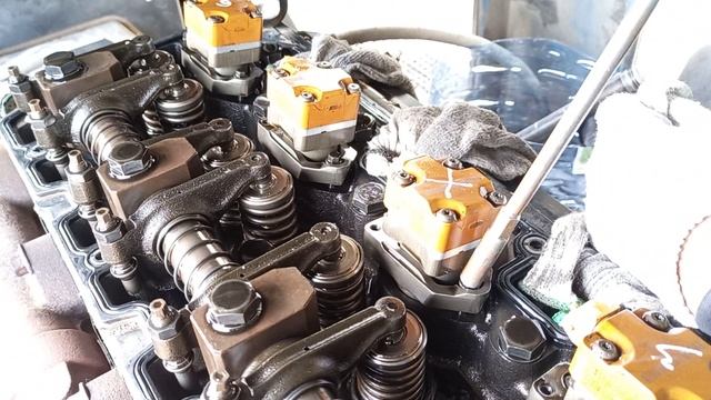 1300 series perkins knocking sounds and white smoke main problem injector noozle broken check vedio смотреть онлайн
