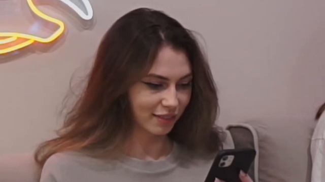 ФРУТОЗКА СПАЛИЛА ПИSЮ У ДЕСАУТА ДОМА( ГОЛАЯ ФРУТОЗКА #твич нарезки смотреть онлайн