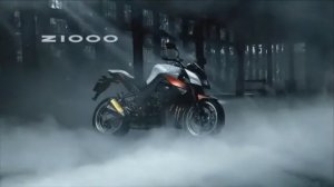 Kawasaki Z1000 2010-2013 Official Video
