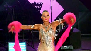 Спортивные бальные танцы. Квикстеп!!!