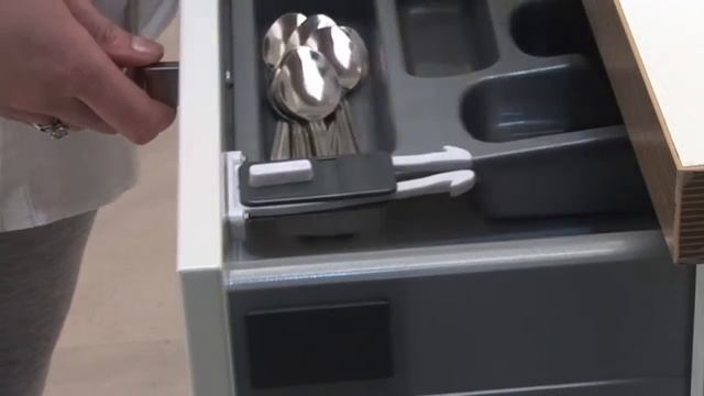 Lindam Dual Locking Drawer And Cupboard Latch - How to Fit And Use | Babysecurity смотреть онлайн