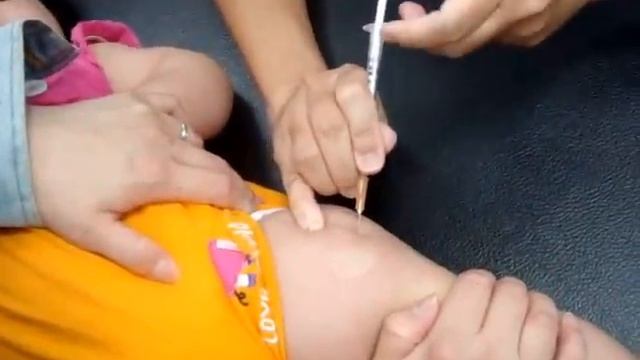 20080913阿嘟嘟第三次打預防針 смотреть онлайн