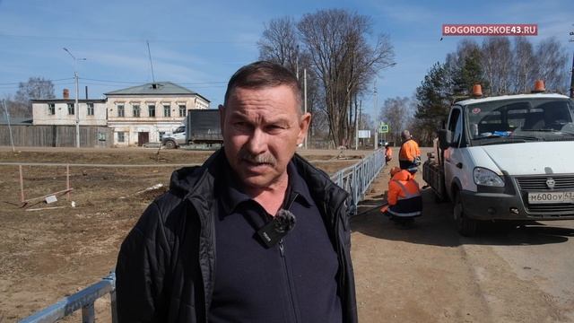 К детскому саду построили новый пешеходный переход. смотреть онлайн
