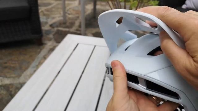 Fox Speedframe Pro 2020 helmet - Short presentation смотреть онлайн
