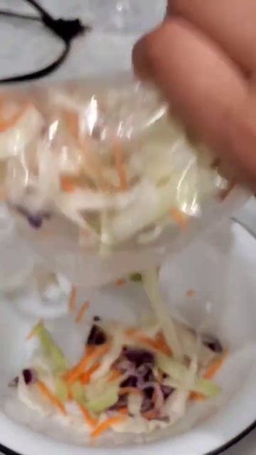 Salad for Guinea Pigs! 🥗 #guineapig смотреть онлайн