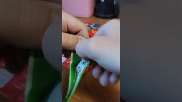 распаковка тридцати штук скрепышей топ смотреть онлайн