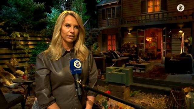 Manager onderbreekt interview loslippige Linda de Mol смотреть онлайн