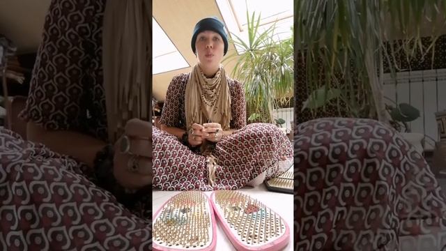 гвоздетерапия. стоим на гвоздях. практика сознания . смотреть онлайн