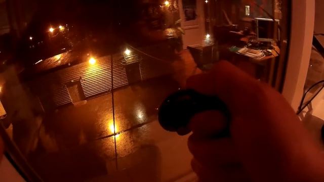 Проверяю прочность присоски крепления набора для авто SJCAM SJ4000 смотреть онлайн