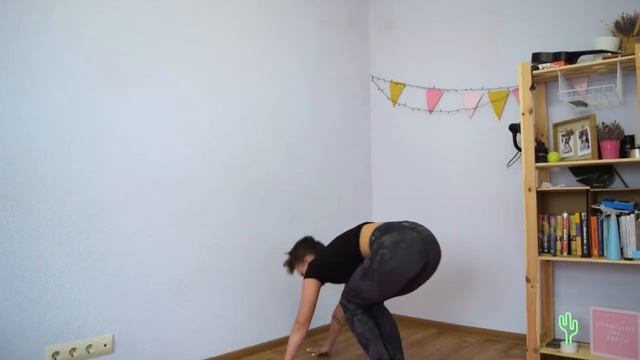 Стойка на руках у стены 2 способа смотреть онлайн