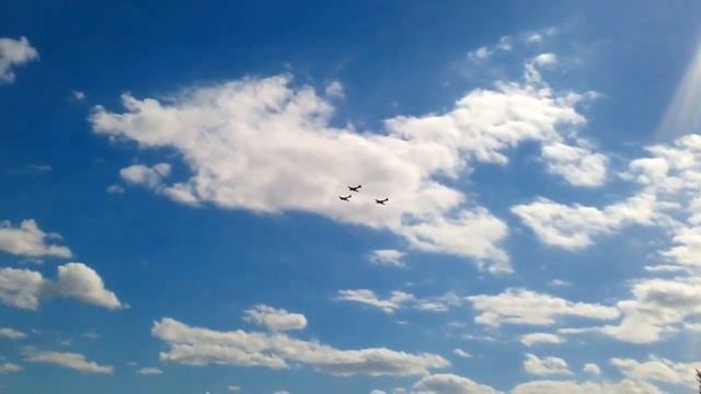 ЯК-52 х3 смотреть онлайн