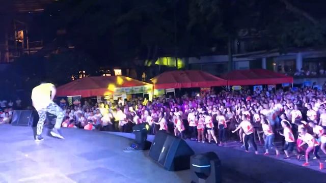 Dangerous (Remix Zumba) - Metro Cebu Fun Run 2019 смотреть онлайн