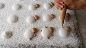 Маршмеллоу - зверюшки. Тонкости с красителем.