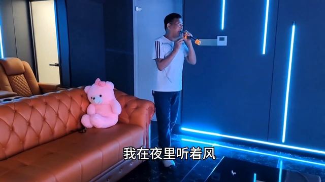 伤疤还没好就忘了疼，枫爸沙哑苍老的歌声在枫枫歌房冒泡了 смотреть онлайн