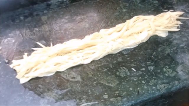 इस आसान तरीके से बनाये ढेर सारे लच्छे वाला लच्छा पराठा Lachha Paratha-layered paratha-Pheni Paratha смотреть онлайн