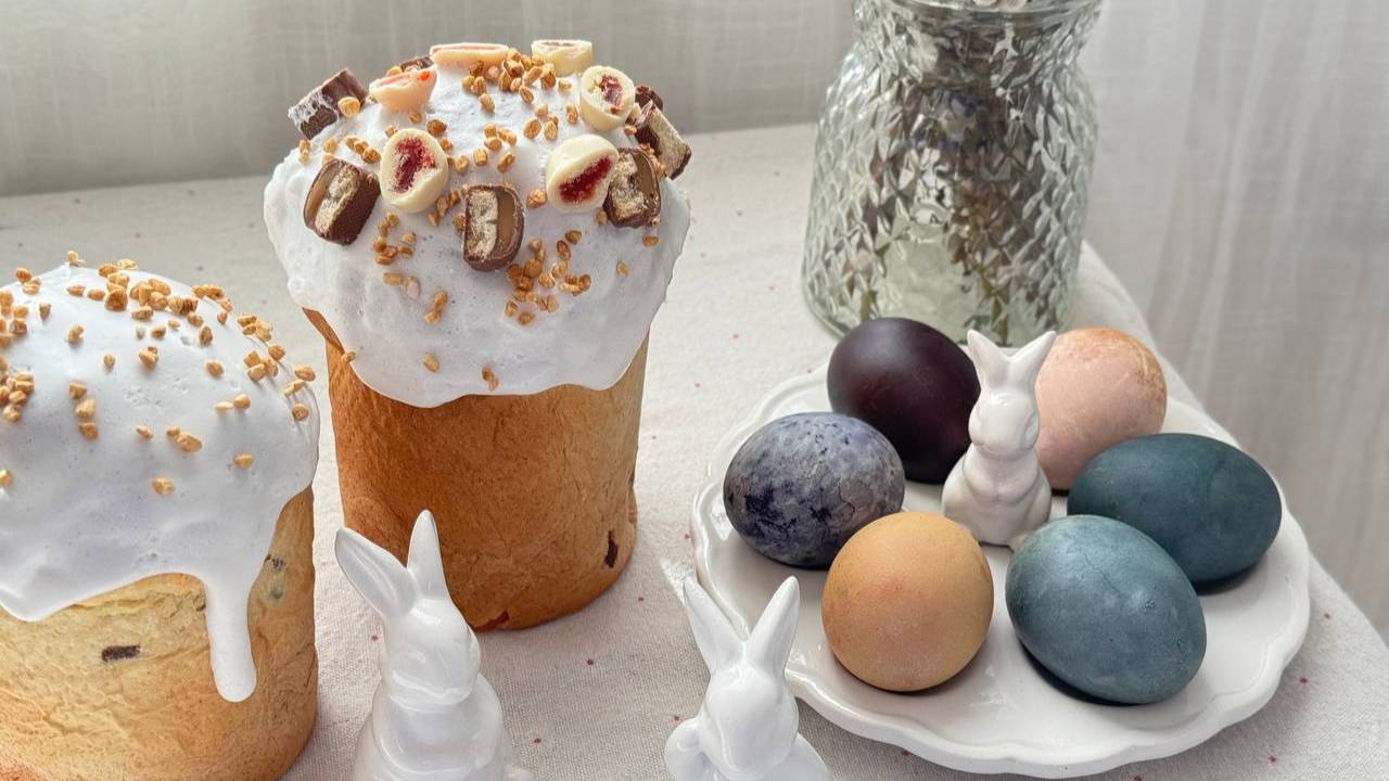 Пасхальные куличи на дрожжах по бабушкиному рецепту. Аромат на весь дом! Мягкие и всегда получаются! смотреть онлайн