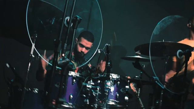 VIGÍLIA DOS ASAFES -Toca em mim de novo 3.0 (Drum cam) Junior Unwrapped смотреть онлайн