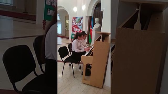 Юри Весняк Карлсон смотреть онлайн