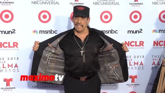 Danny Trejo 2013 NCLR ALMA Awards Red Carpet Arrivals - Machete Kills смотреть онлайн
