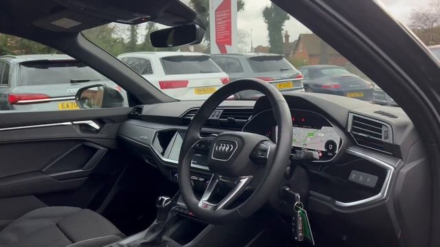 Audi Q3 S line 35 TFSI 150 PS S tronic смотреть онлайн
