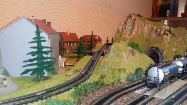 Spur N provisorische Modellbahn Anlage Restaurieren Teil 5 Dosto смотреть онлайн