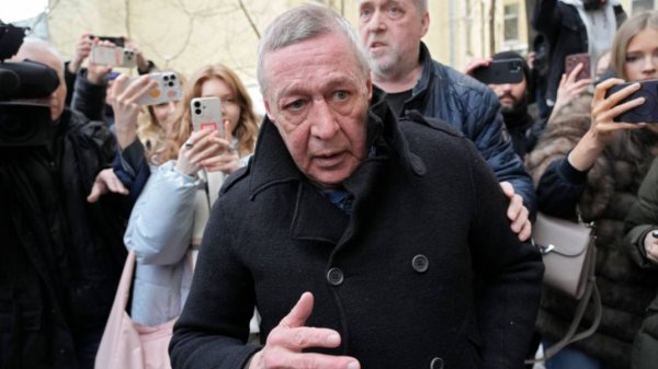 В мае уже ждут на площадке: сколько Михаилу Ефремову предложили за съемки