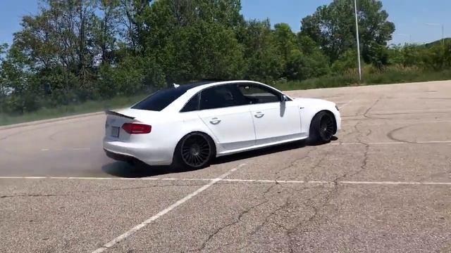 Audi Power Quattro Drift! One evil Audi S4 👀👌 смотреть онлайн