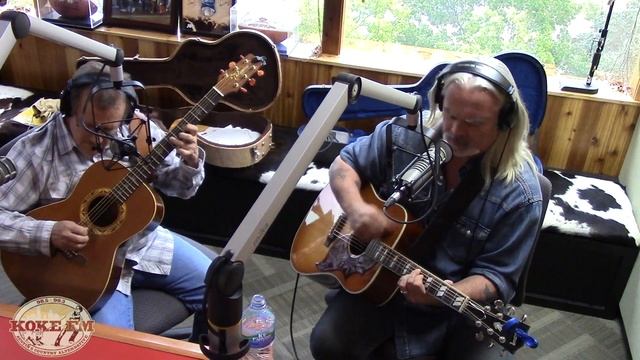 Hel Ketchum sings Awaiting Redemption live on KOKE-FM смотреть онлайн