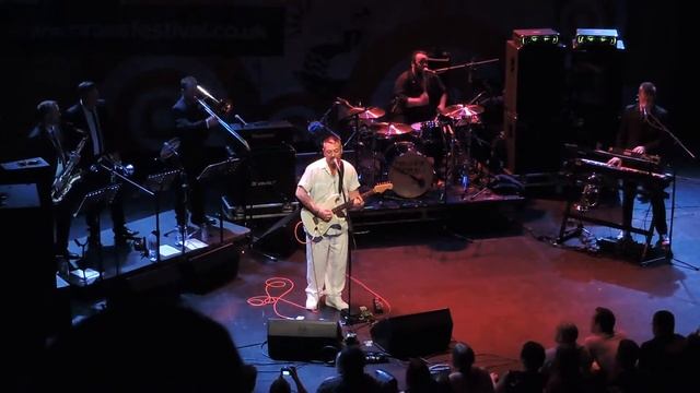 Mini bar blues by Fun Lovin' Criminals at Durham, UK. смотреть онлайн