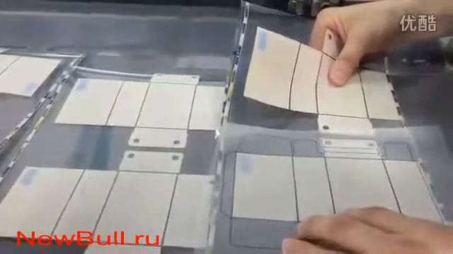 Планшетный режущий плоттер DCZ, отслеживание положения бумаги при создании ПВХ короба, режущий плот смотреть онлайн