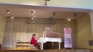 В. А. Моцарт «Симфония № 40», III часть Менуэт соль-минор исп. Даша Васильева и Полина Тихонова